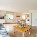 Broderhus Bude