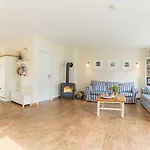 Broderhus Bude Feriehus