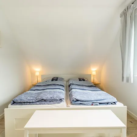 Broderhus Bude 펜션 Böhl