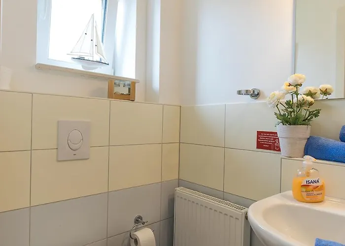 Broderhus Bude *